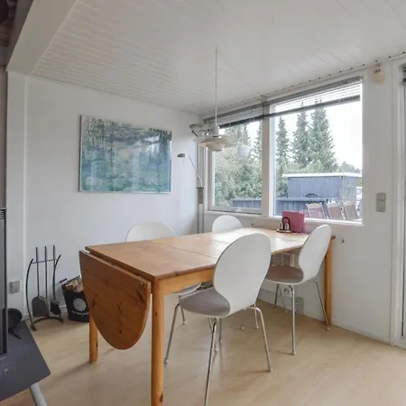 Vakantiehuis Nice In W/ 2 Bedrooms *