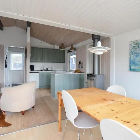 Vakantiehuis Nice In W/ 2 Bedrooms